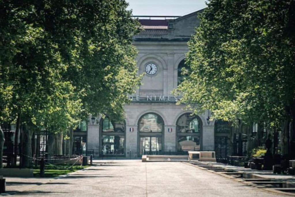 Studio « Le Boheme Chic » Nîmes Eksteriør billede
