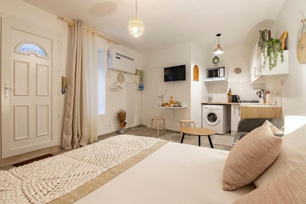 Studio « Le Boheme Chic » Nîmes Eksteriør billede